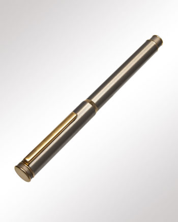 Innova Füller bronze geschlossen