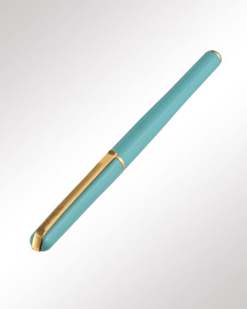 Elysee Füller Lack hellblau geschlossen